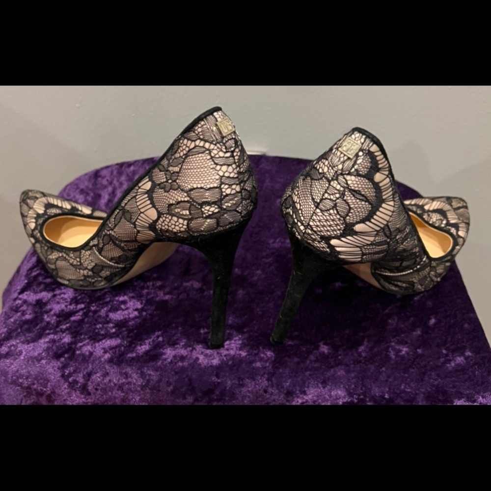 Ivanka Trump black & cream lace stiletto, no box, great shape, worn twice